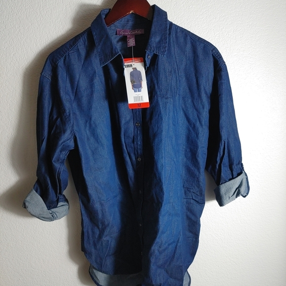 Gloria Vanderbilt Womens Long Sleeve Regular Fit Button-Down Shirt - Picture 2 of 9